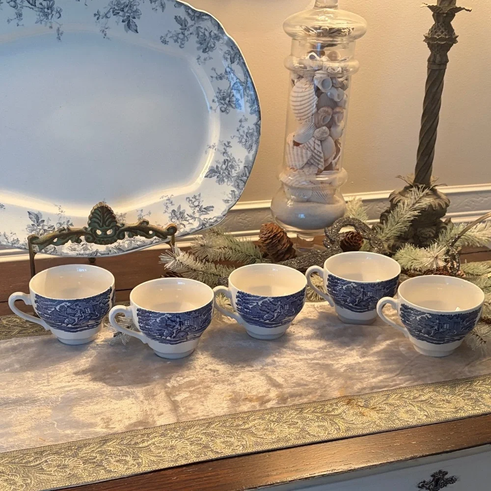 Liberty Blue and White Tea Set Made in England - Picture 9 of 9